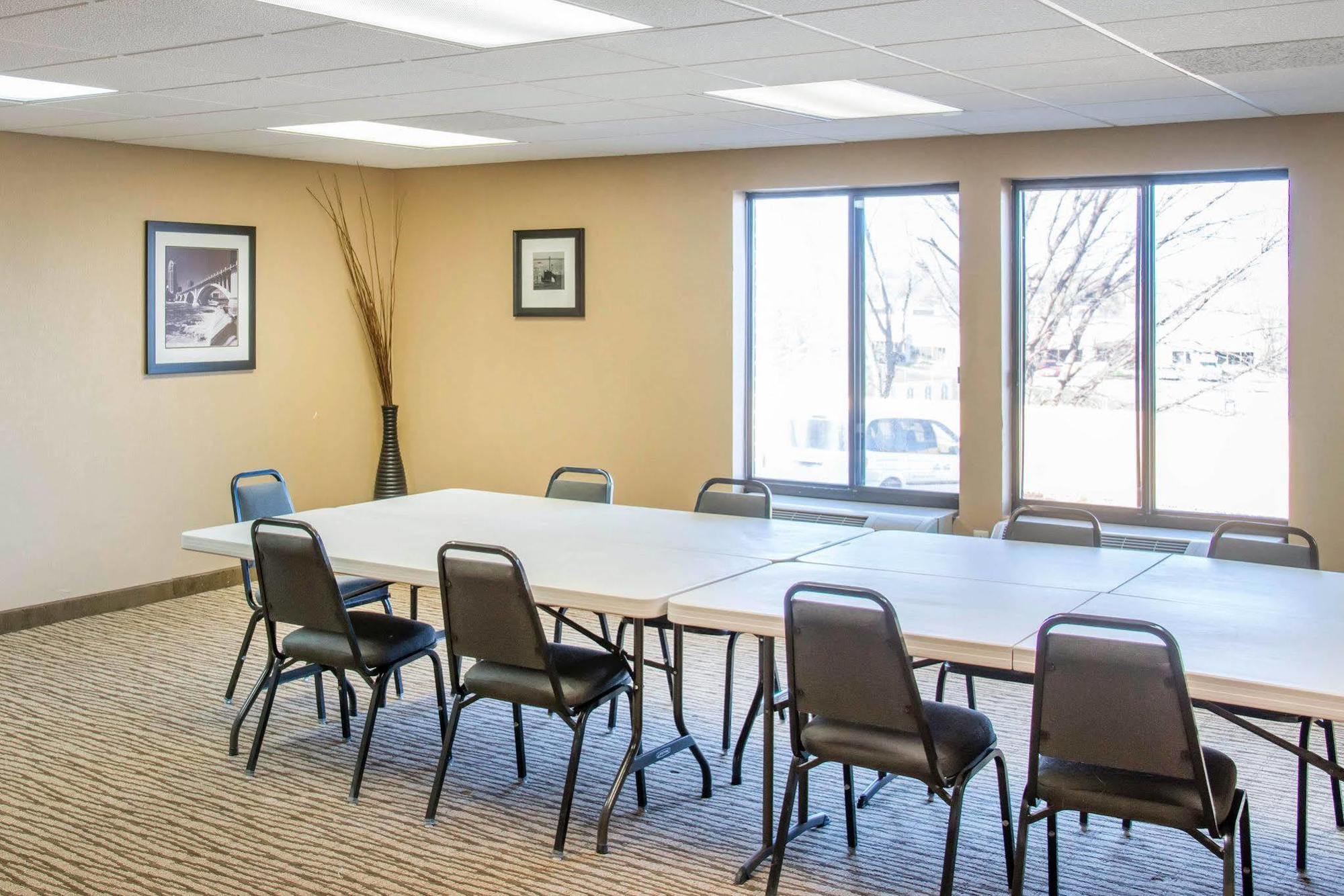 Holiday Inn Express & Suites Eden Prairie - Minneapolis By Ihg Exterior foto